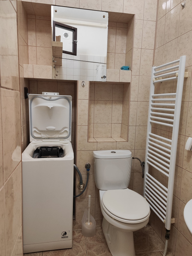 Prenajatý do 1.9.2024...2 izbový zariadený byt v centre mesta na Františkánskom námestí