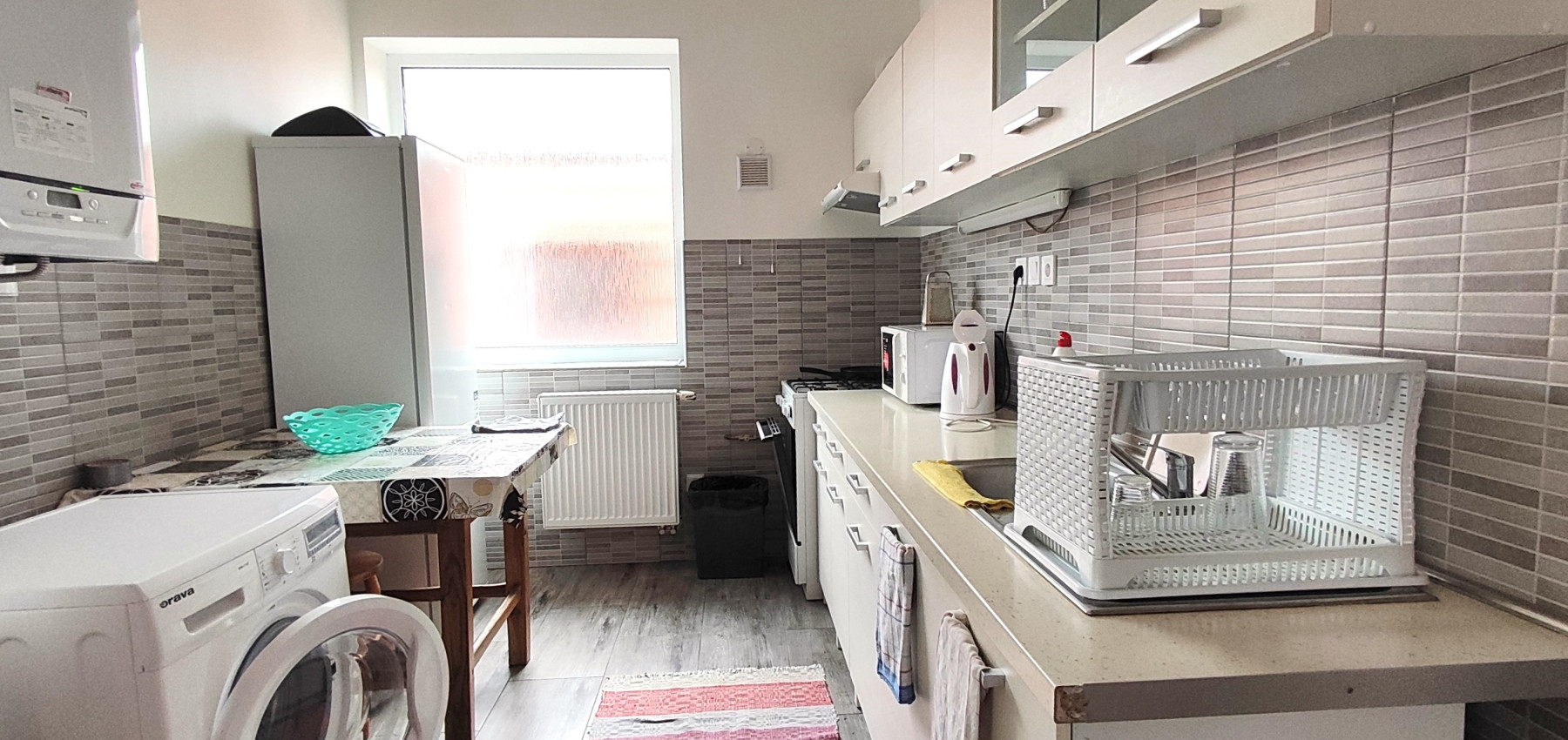 Voľný ihneď... priestranný bezbariérový 4 izbový byt s terasou v priamom centre Prešova, Františkánske námestie