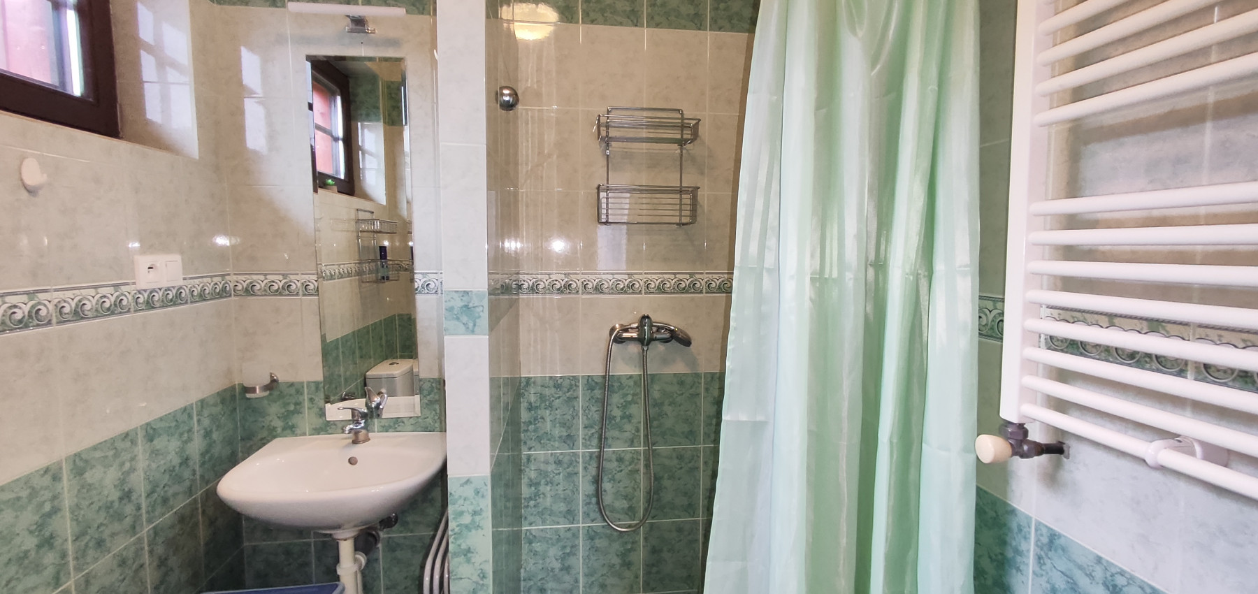 Prenajatý do 1.4.2025...samostatný 2 izbový byt v rodinnom dome v mestskej časti Surdok