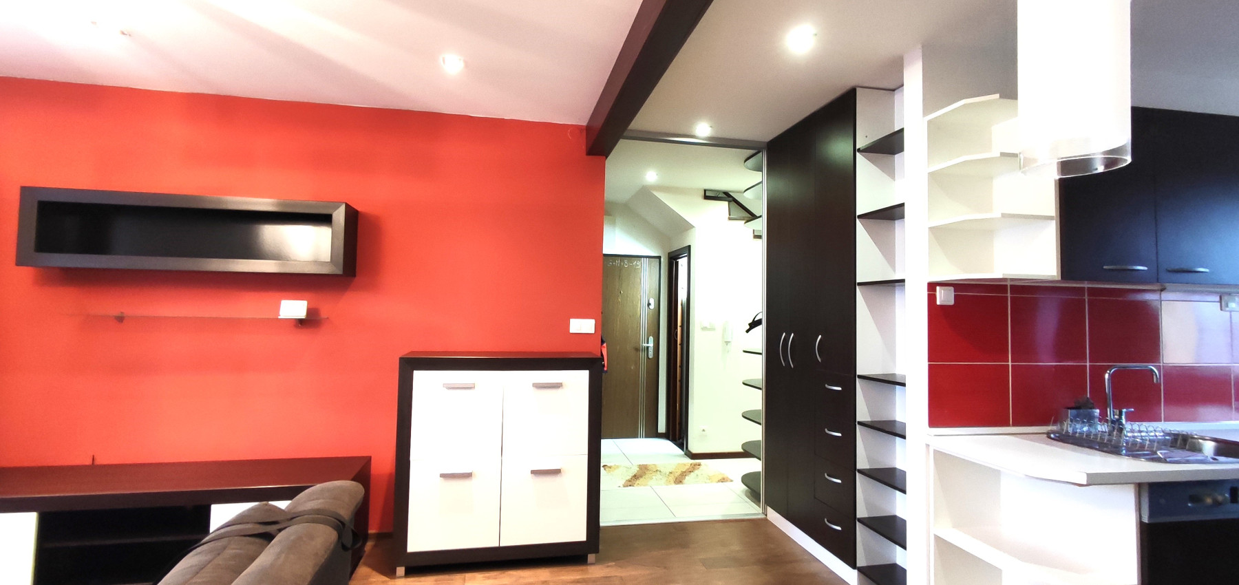 Prenajatý do 1.6.2026 .... krásny 3 izbový mezonetový byt v nadstavbe Budovateľská ulica