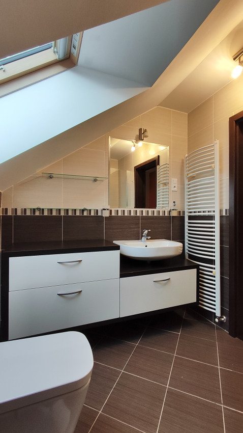 Prenajatý do 1.6.2026 .... krásny 3 izbový mezonetový byt v nadstavbe Budovateľská ulica