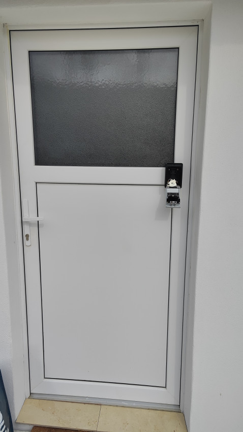 Prenajatý do 1.6.2026.... Malý romantický domček pre jedného, alebo pár, na pozemku 800 m2