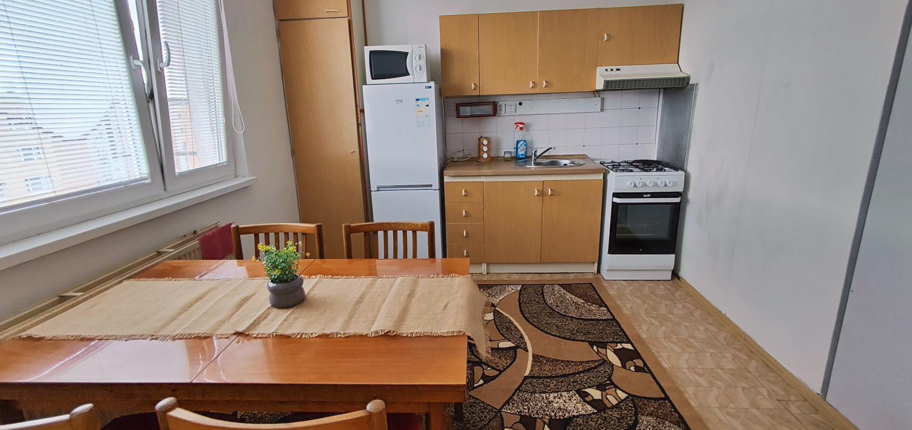 Prenajatý do 31.01.2026.... Prenájom 1 izbového bytu Sekčov Sibírska, čiastočne zariadený