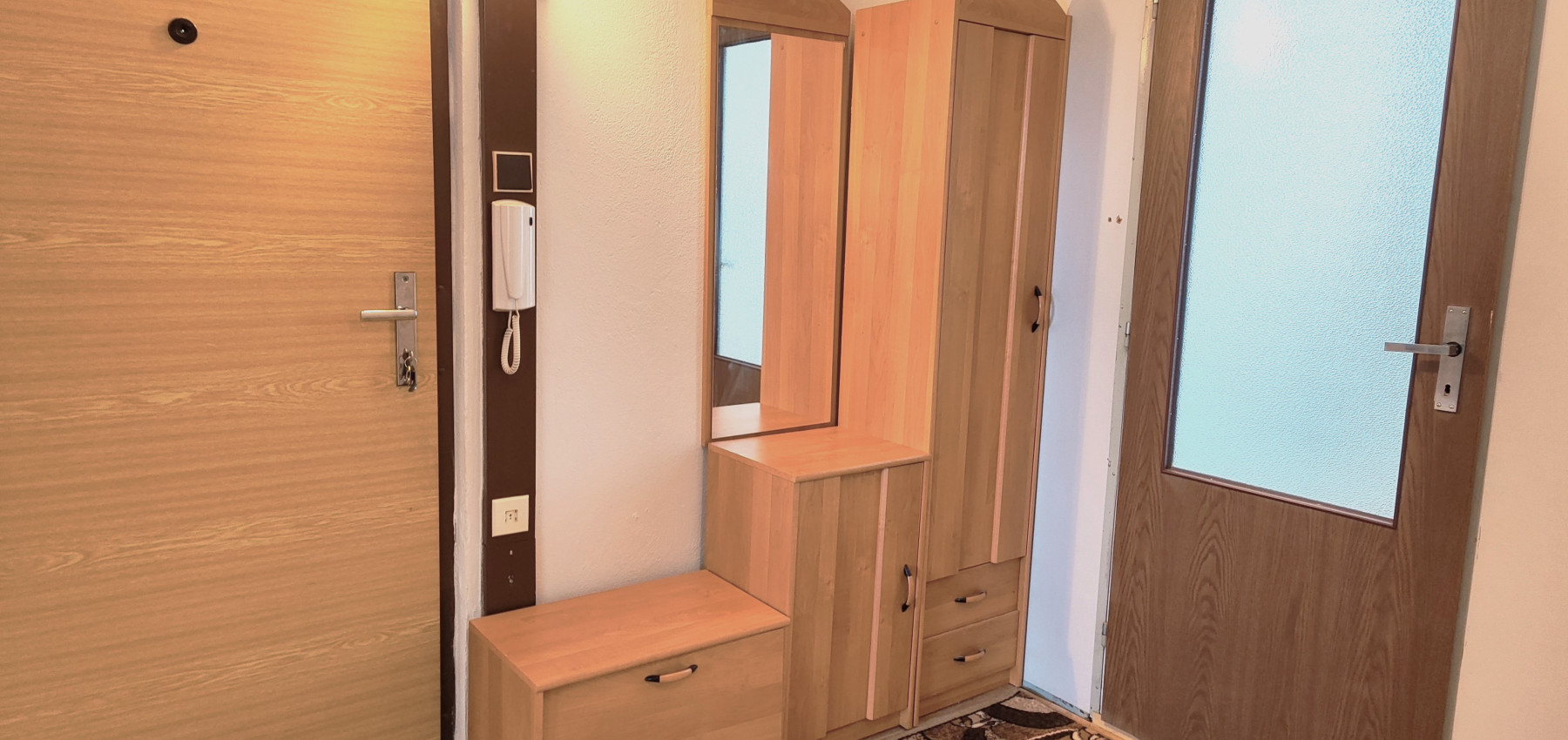 Prenajatý do 31.01.2026.... Prenájom 1 izbového bytu Sekčov Sibírska, čiastočne zariadený