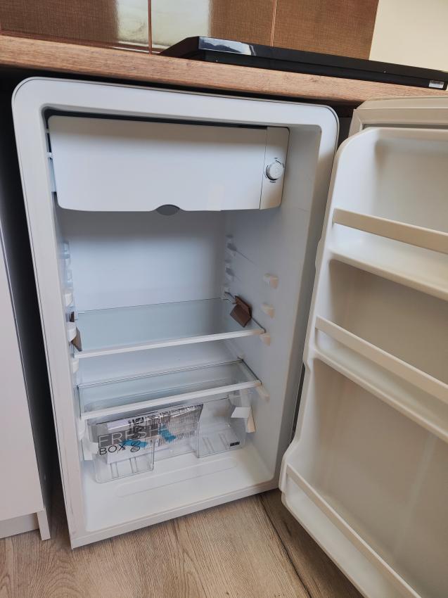 Na predaj rekreačný domček na pozemku 800 m2, vhodnom na výstavbu ďalšieho domu