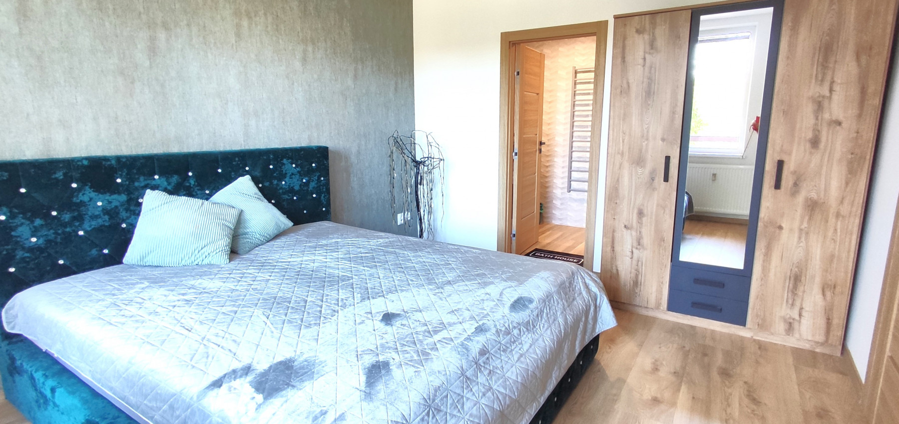 Prenajatý do 1.8.2026....supermoderný 2 izbový byt s dvomi loggiami v centre mesta pri OC NOVUM, Kúpeľná ulica