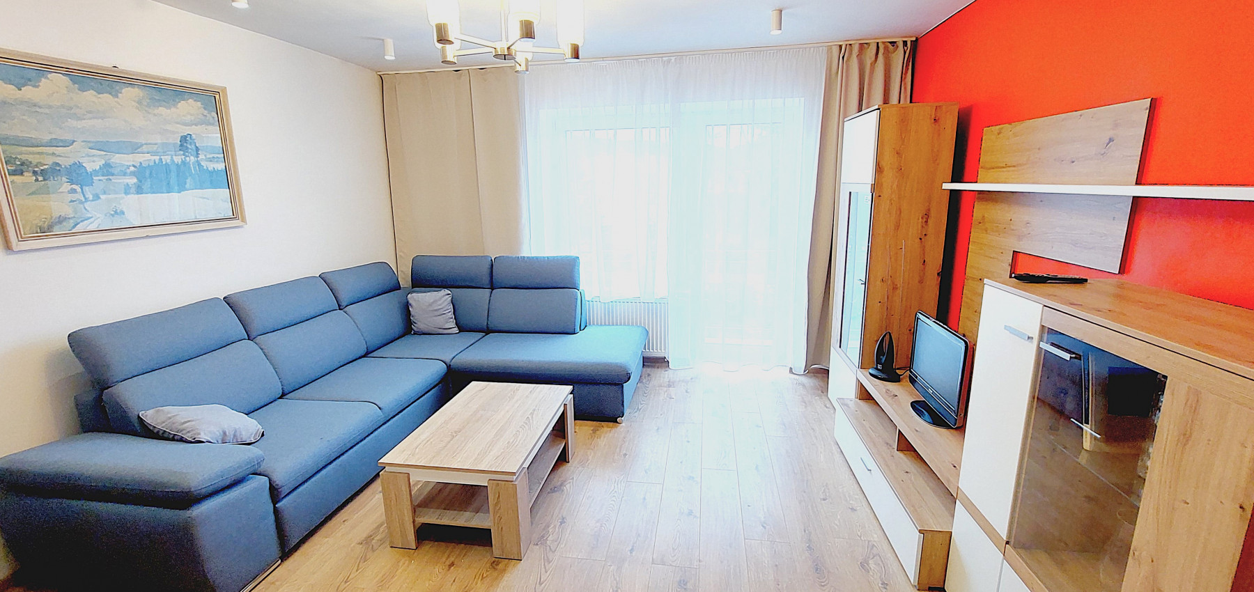 PRENAJATÝ DO 2.12.2026 ... Na prenájom krásny zrekonštruovaný 2 izbový byt s balkónom Budovateľská, zariadený, voľný od 1.9.2024