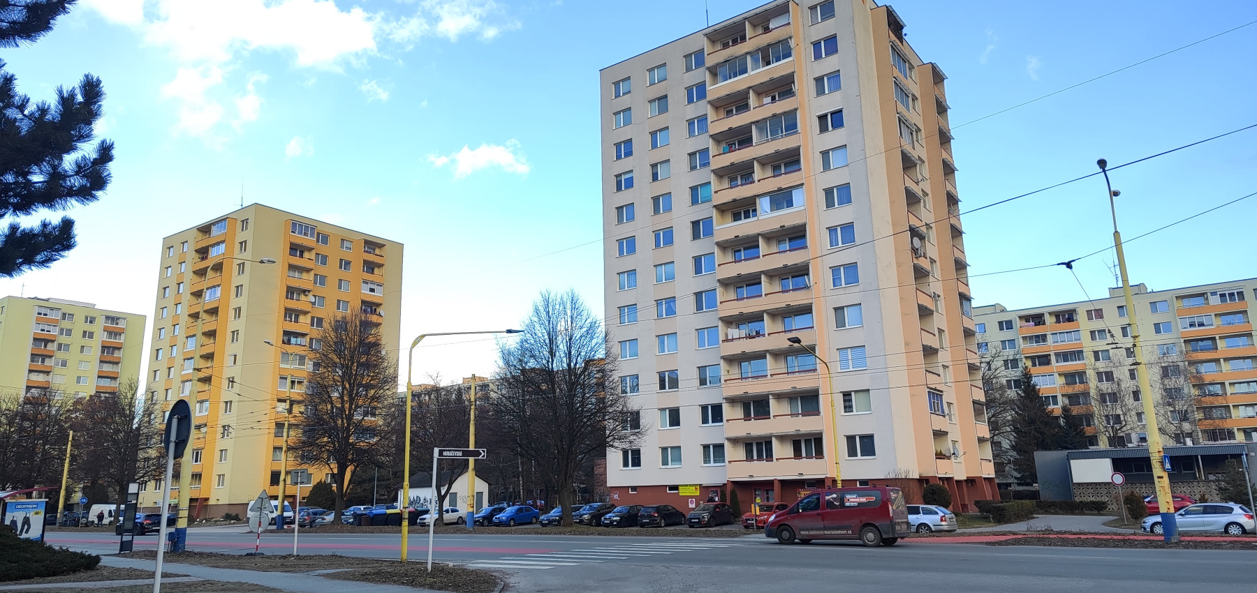 Prenajatý do 30.05.2026... útulný zariadený 3 izbový byt Sídlisko 3  - s dvomi loggiami, Prešov ul. Prostejovská