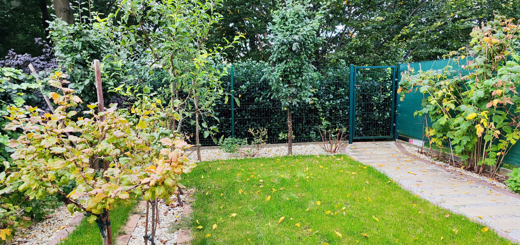 Skvelý 4 izbový poschodový dom Tichá Dolina ulica Pri Delni, zabývaná novostavba z roku 2014, čiastočne zariadený