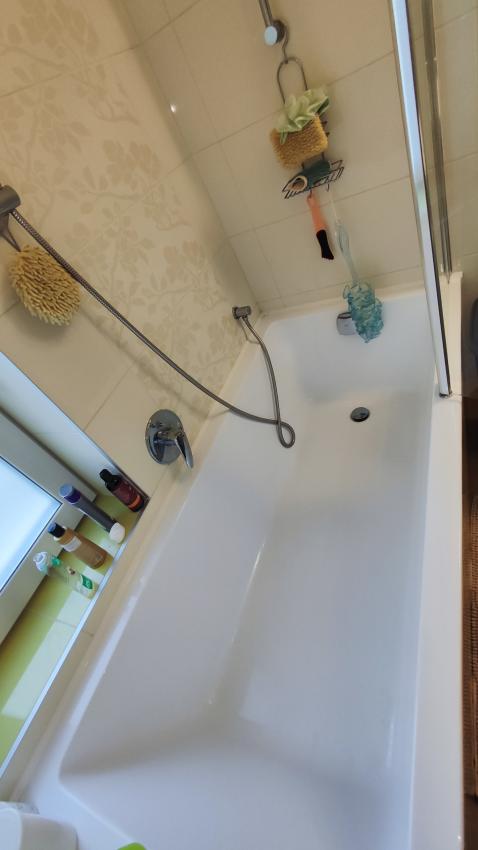 Skvelý 4 izbový poschodový dom Tichá Dolina ulica Pri Delni, zabývaná novostavba z roku 2014, čiastočne zariadený