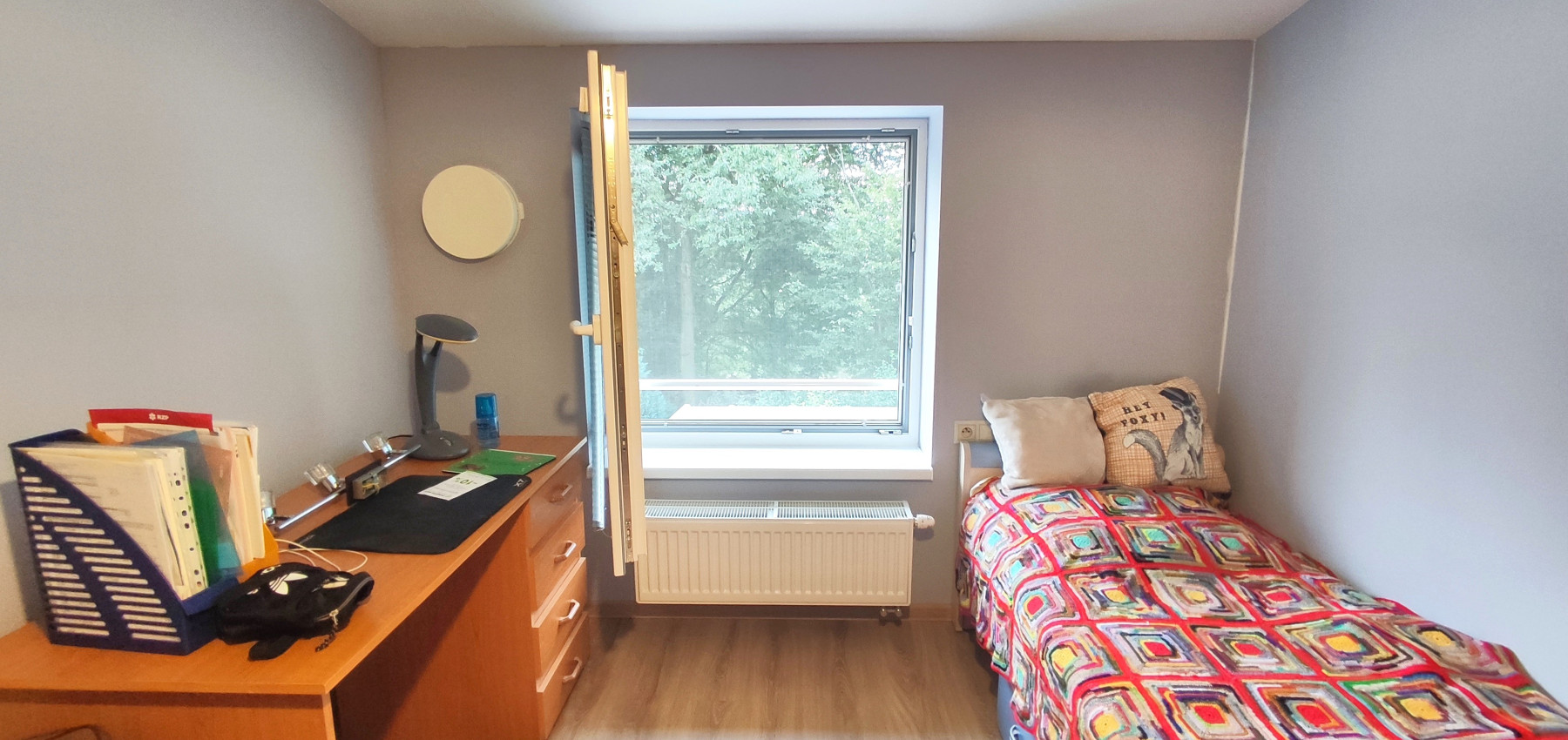 Skvelý 4 izbový poschodový dom Tichá Dolina ulica Pri Delni, zabývaná novostavba z roku 2014, čiastočne zariadený