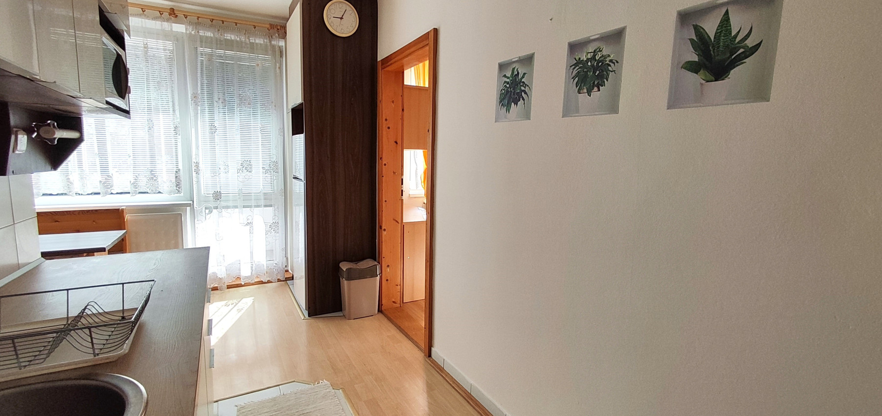 Prenajatý do 30.05.2026... útulný zariadený 3 izbový byt Sídlisko 3  - s dvomi loggiami, Prešov ul. Prostejovská