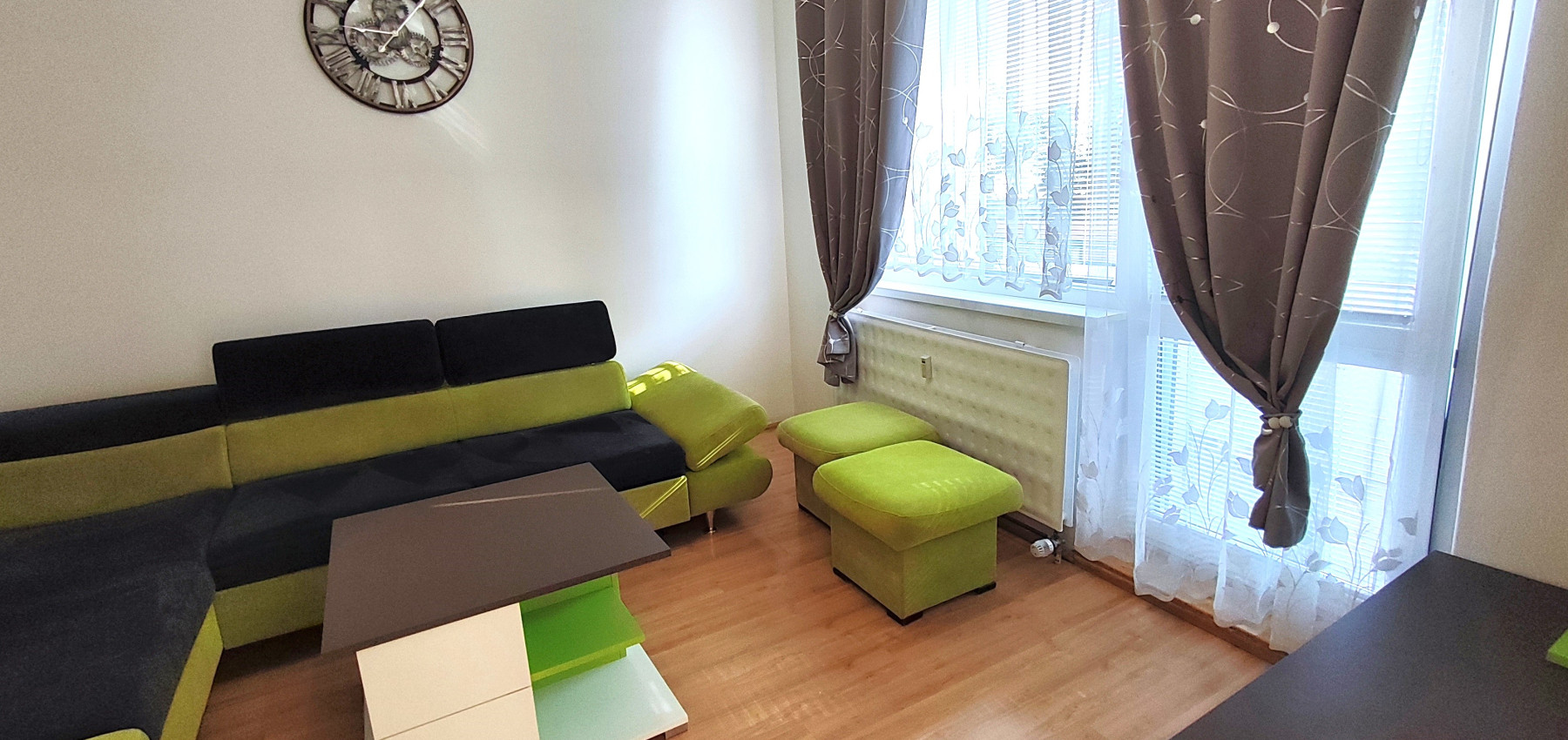 Prenajatý do 30.05.2026... útulný zariadený 3 izbový byt Sídlisko 3  - s dvomi loggiami, Prešov ul. Prostejovská