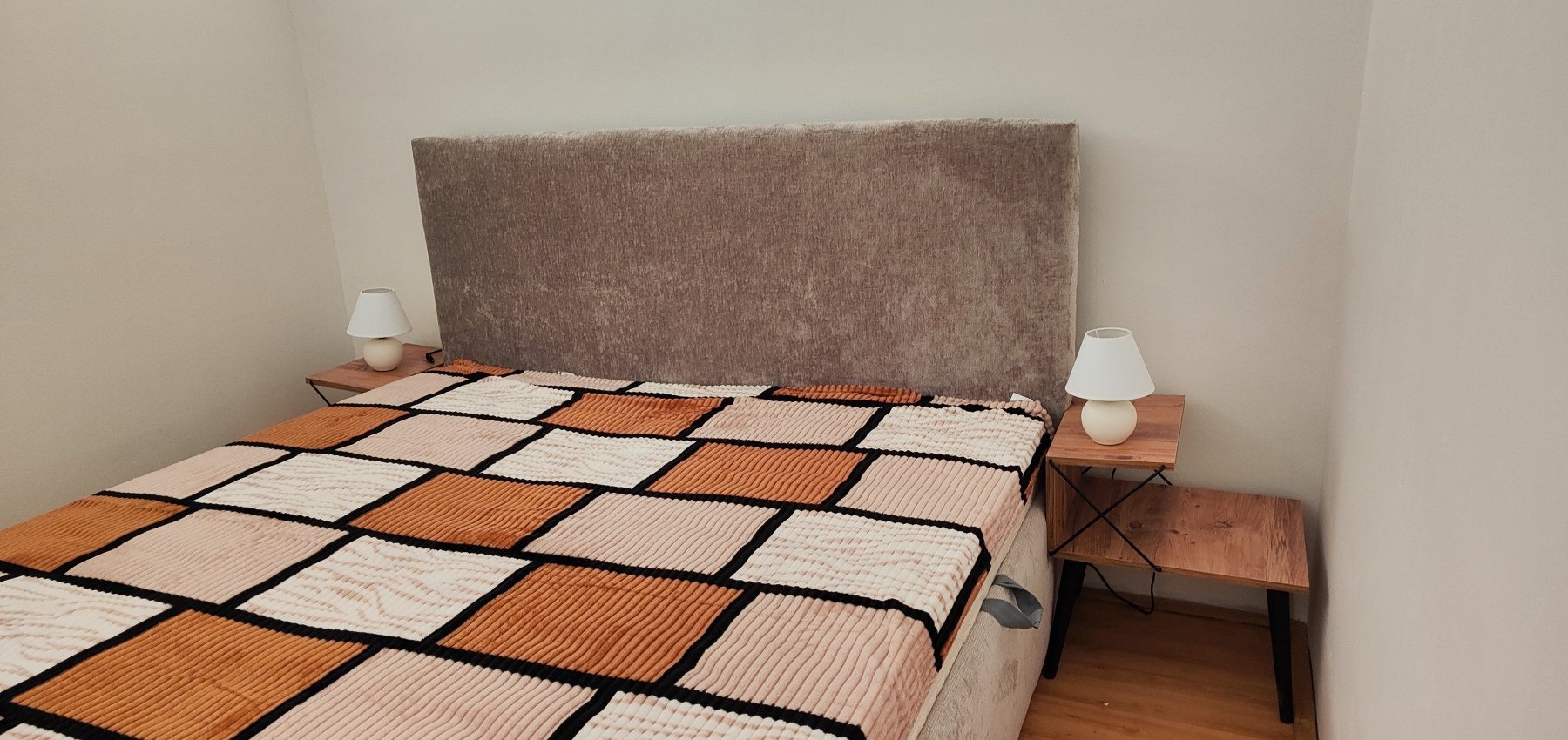 Prenajatý do 30.05.2026... útulný zariadený 3 izbový byt Sídlisko 3  - s dvomi loggiami, Prešov ul. Prostejovská