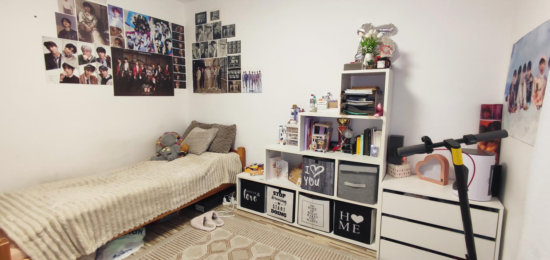 Skvelá príležitosť...rodinný dom ihneď na bývanie, dvojgaráž 80 m2 - rôzne účely, pozemok 629 m2, vjazdy z dvoch strán pozemku, všetky IS