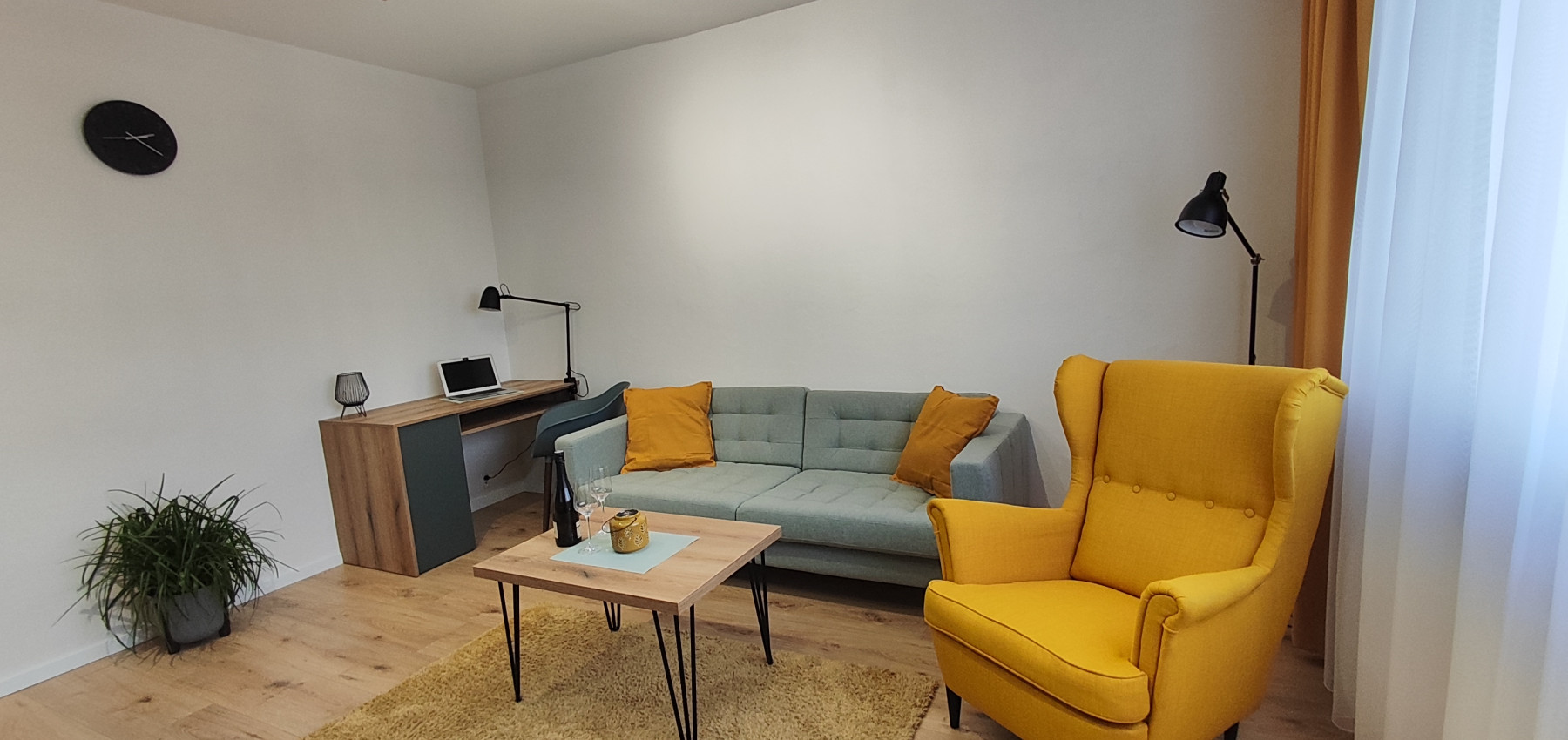 Prenajatý do 1.1.2026....Exkluzívny 2 izbový byt po kompletnej dizajnovej rekonštrukcii na Sekčove, 60 m2