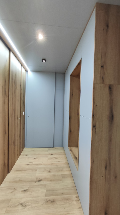 Prenajatý do 1.1.2026....Exkluzívny 2 izbový byt po kompletnej dizajnovej rekonštrukcii na Sekčove, 60 m2