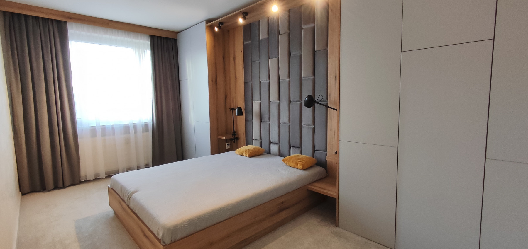 Prenajatý do 1.1.2026....Exkluzívny 2 izbový byt po kompletnej dizajnovej rekonštrukcii na Sekčove, 60 m2