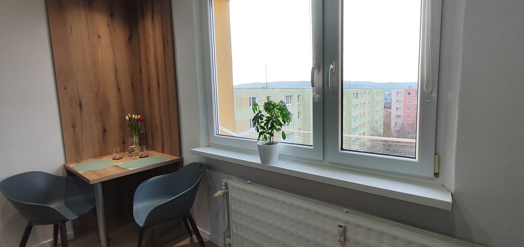 Prenajatý do 1.1.2026....Exkluzívny 2 izbový byt po kompletnej dizajnovej rekonštrukcii na Sekčove, 60 m2