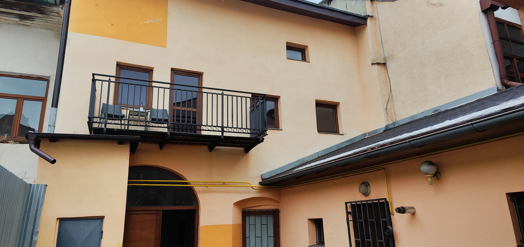 Priestor na prenájom na Hlavnej ulici vo dvore - I.poschodie