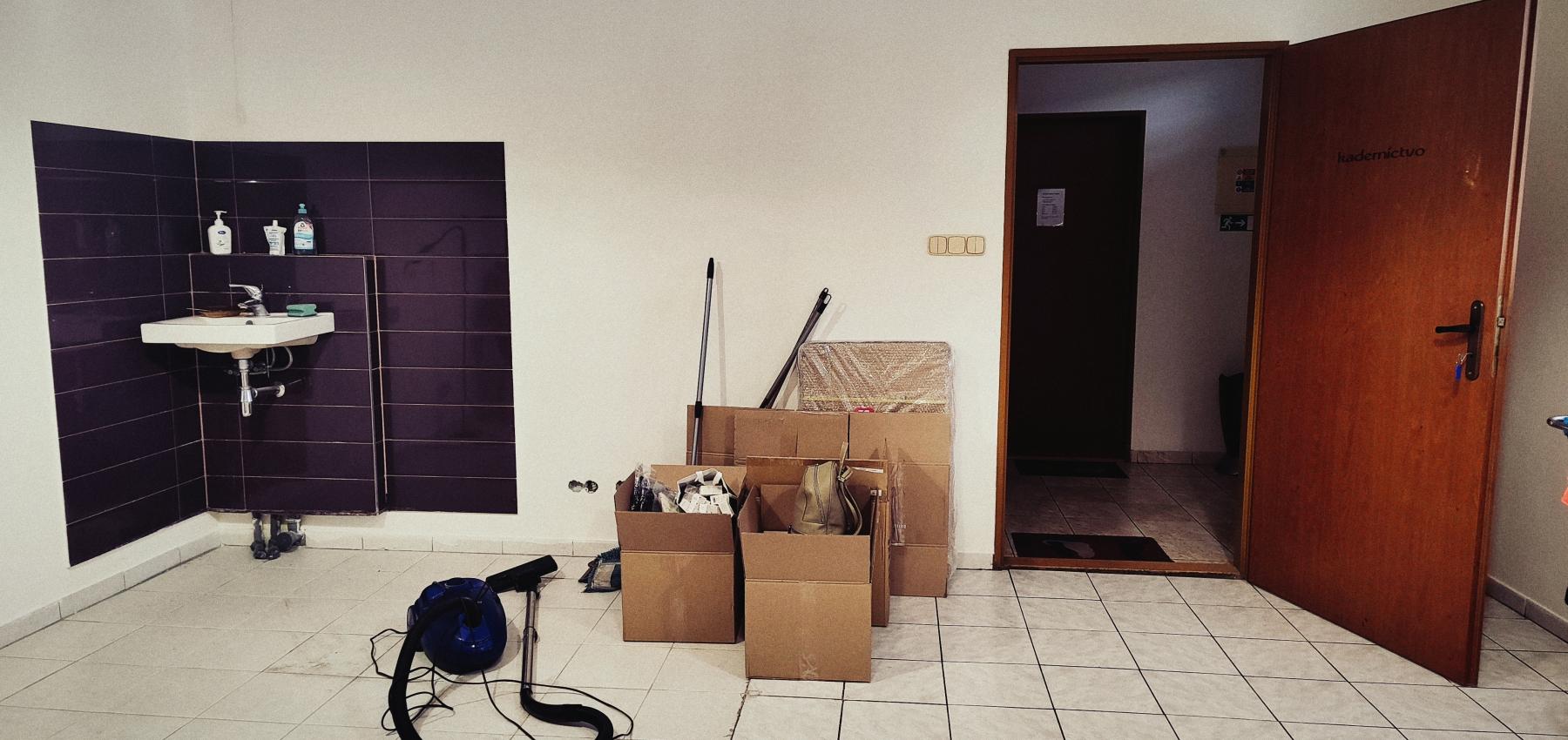 Priestor na prenájom na Hlavnej ulici vo dvore - I.poschodie