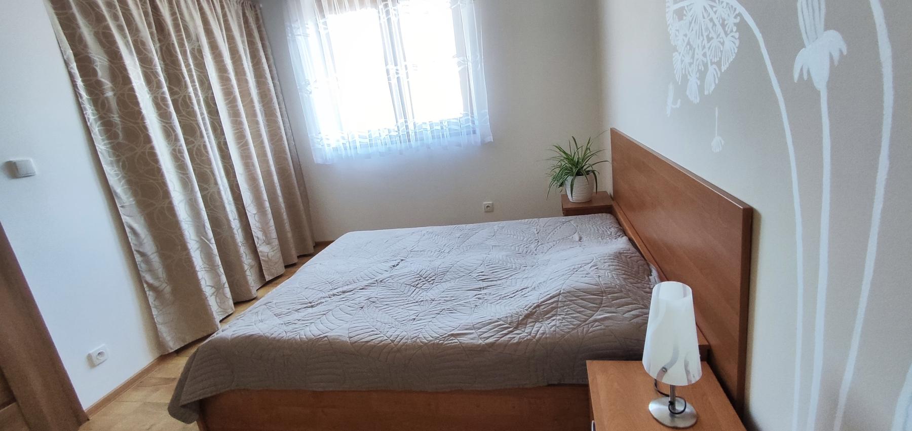 Na predaj krásny 4 izbový dom s možnosťou realizácie obytného podkrovia na 2 izby, veľkorysý pozemok 1000 m2, Fintice