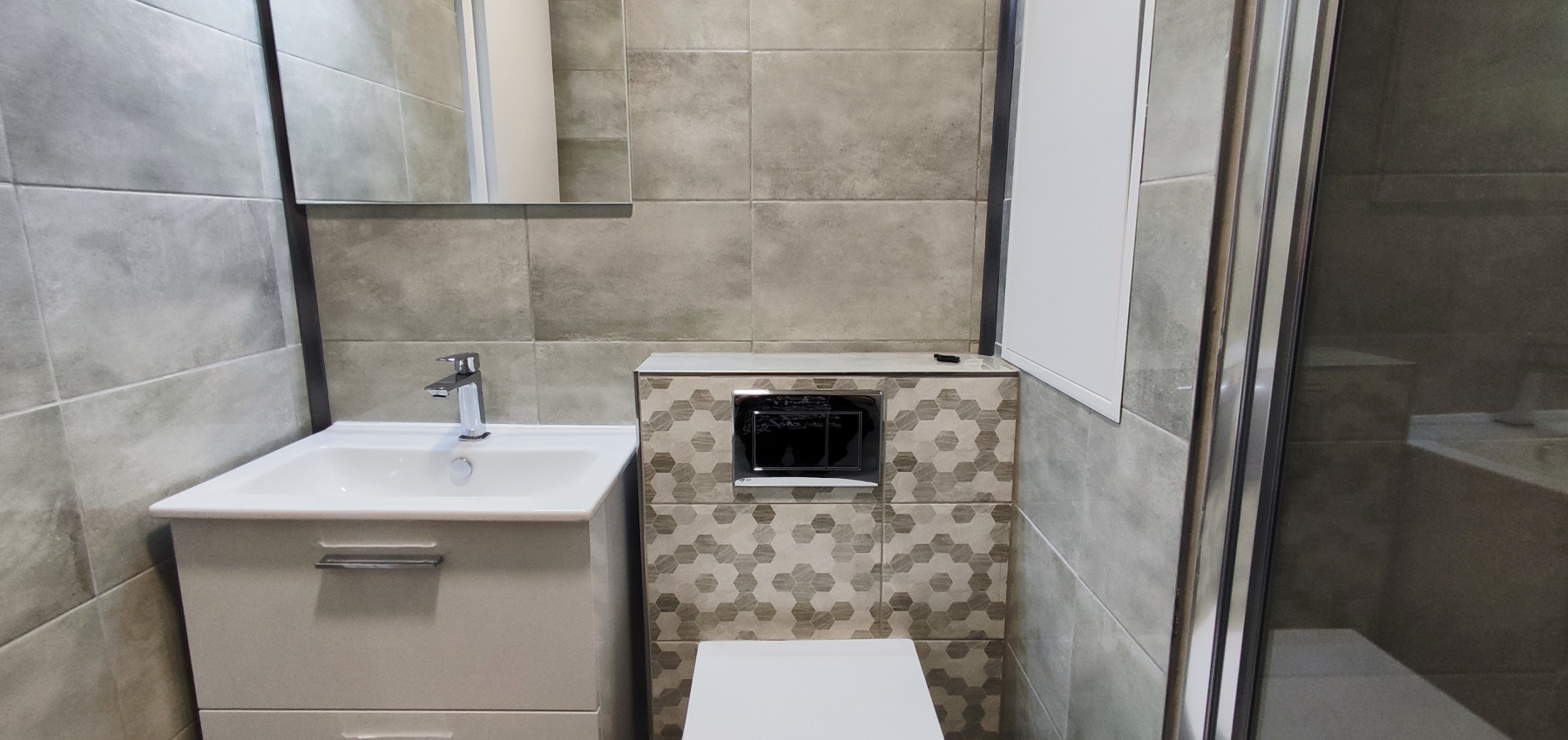 PRENAJATÝ DO 1.5.2026.....Slnečný 1 izbový byt 32 m2, Mukačevská, na dlhodobý prenájom, čiastočne zariadený