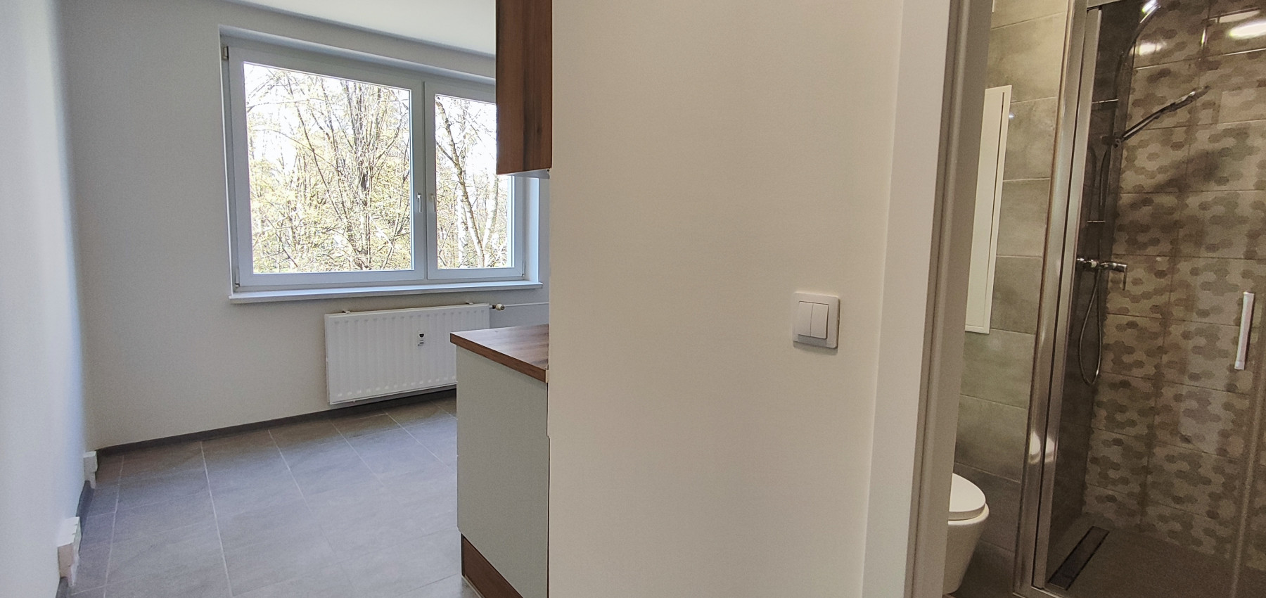 PRENAJATÝ DO 1.5.2026.....Slnečný 1 izbový byt 32 m2, Mukačevská, na dlhodobý prenájom, čiastočne zariadený