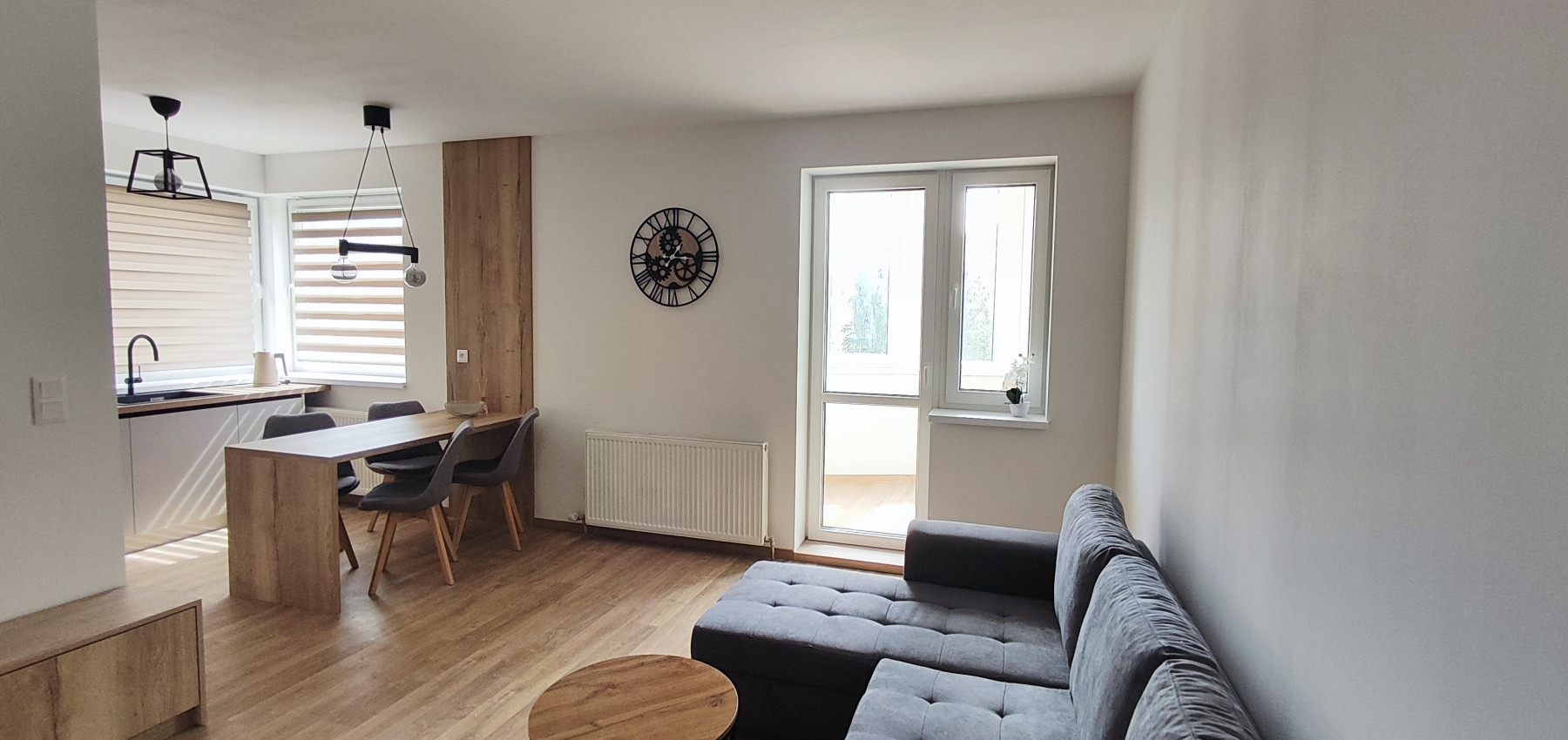 Prenajatý do 1.6.2026....Exkluzívny 2 izbový byt s loggiou pre náročnejších, Tekeľova ulica Ľubotice-Sekčov