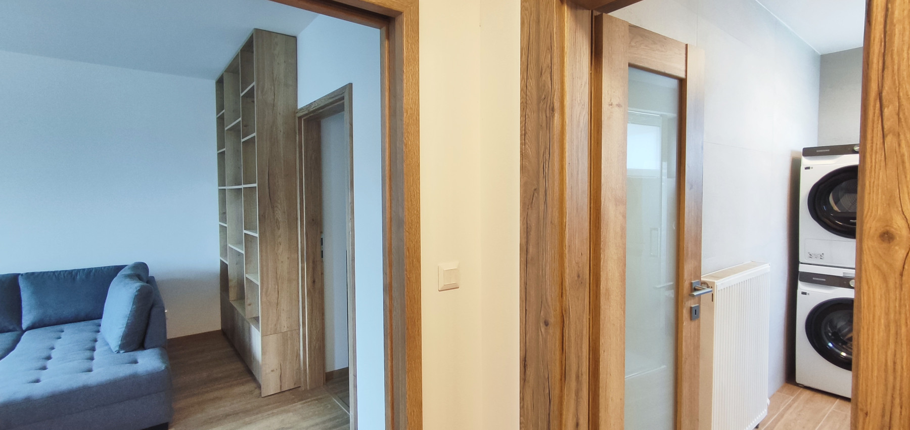 Prenajatý do 1.6.2026....Exkluzívny 2 izbový byt s loggiou pre náročnejších, Tekeľova ulica Ľubotice-Sekčov