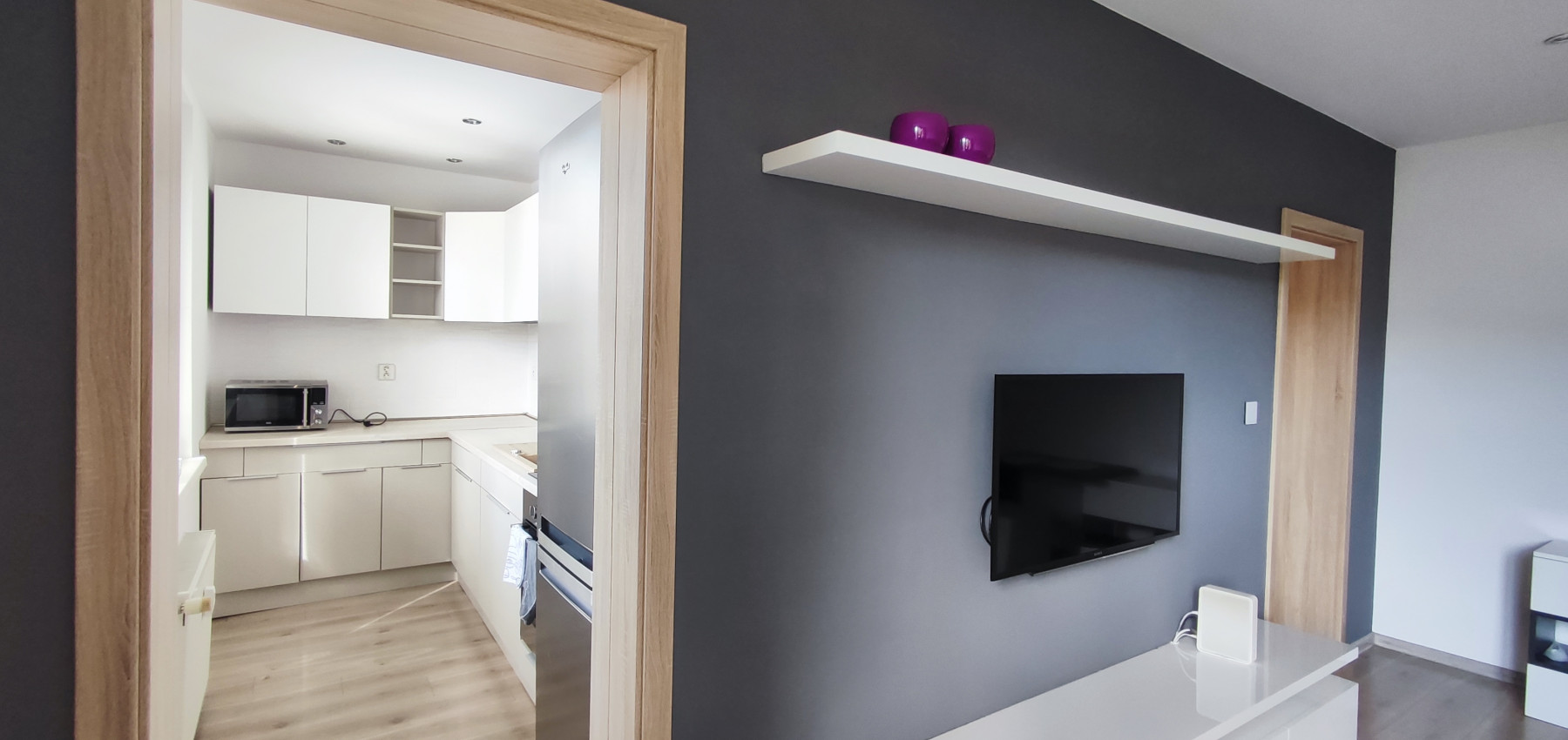 Prenajatý do 1.11.2026.... 2 izbový byt Levočská ulica, po kompletnej rekonštrukcii, zariadený