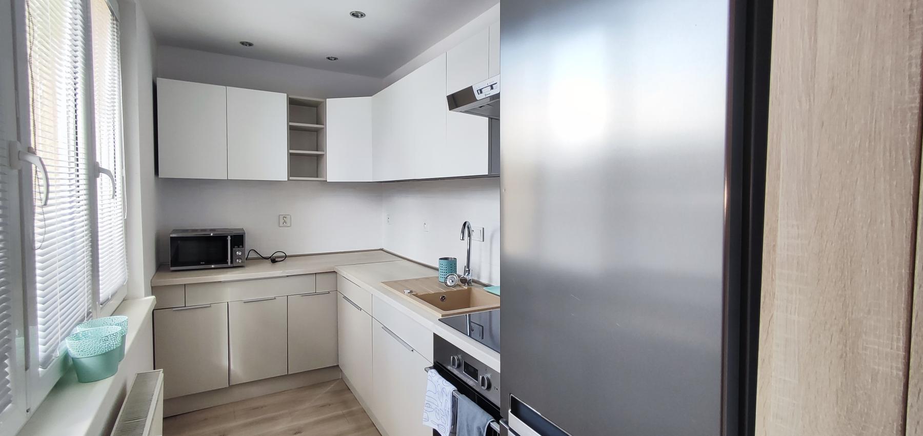 Prenajatý do 1.11.2026.... 2 izbový byt Levočská ulica, po kompletnej rekonštrukcii, zariadený