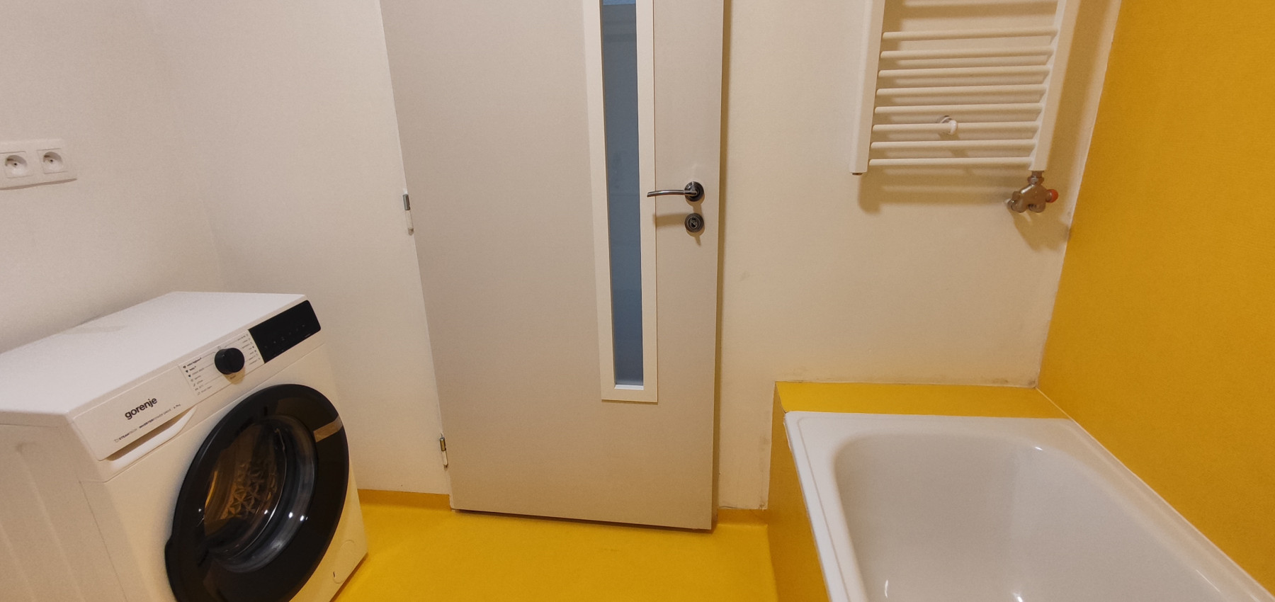 Prenajatý do 31.5.2026....Krásny samostatný 2,5 izbový byt v nájomnom dome Kvetná ulica Prešov