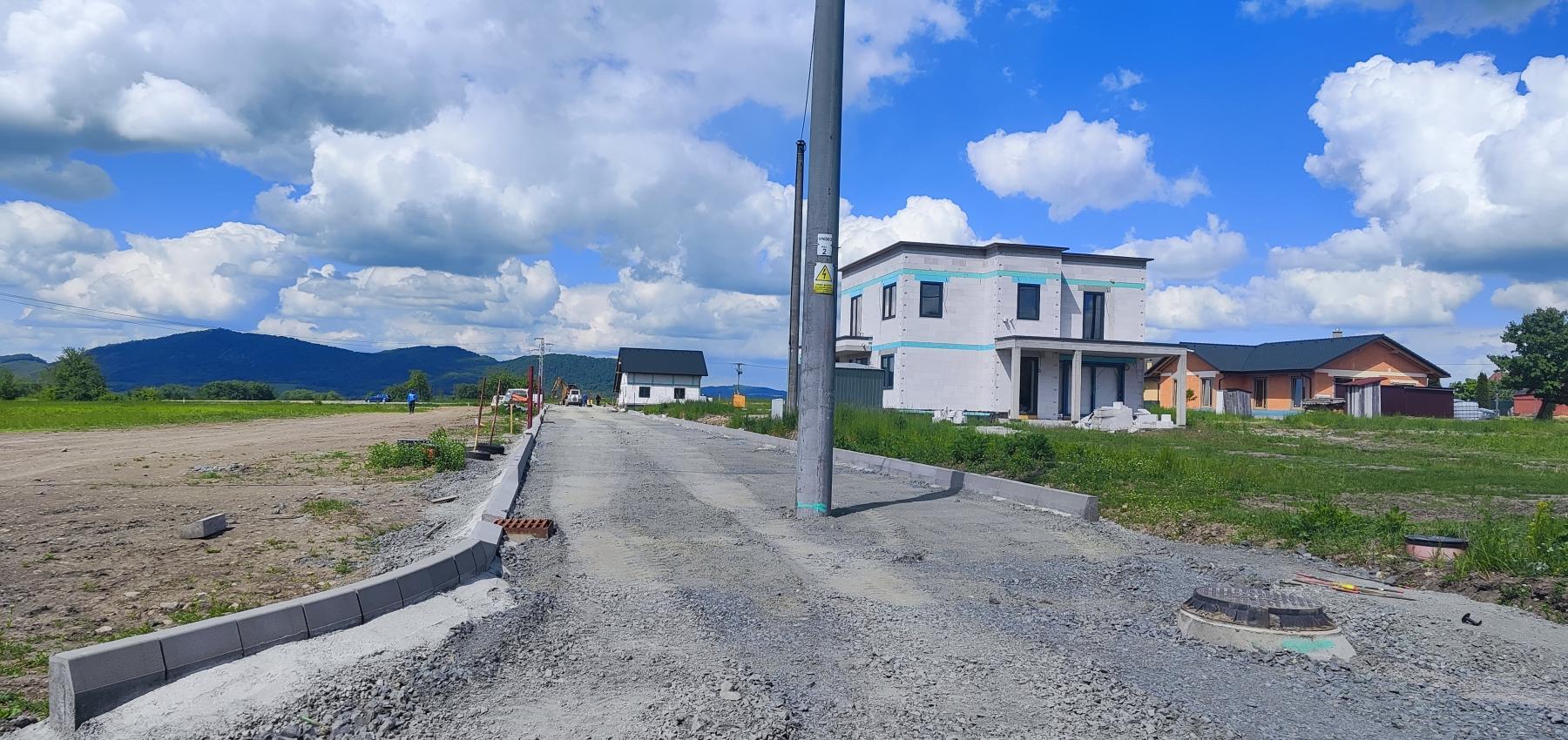 NOVÁ PONUKA! Na predaj 4 izbový tehlový holodom Vyšná Šebastová, komfortný pozemok 8,5a