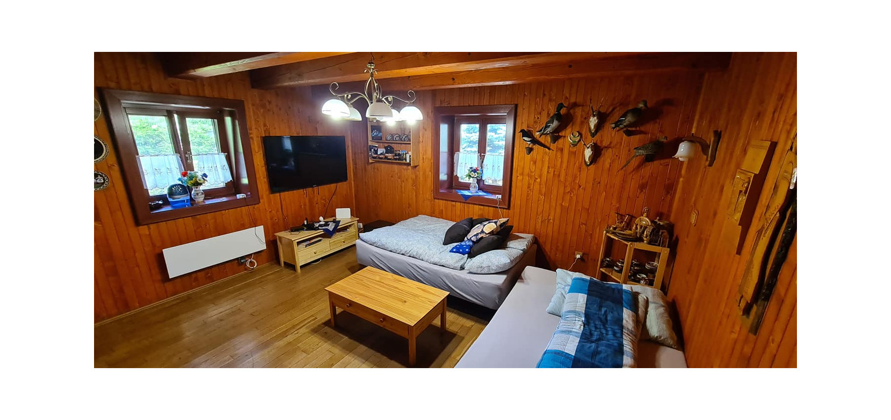 Dom s areálom na podnikanie, pozemok 2500 m2, dom - ubytovanie, jazierko, 2x altánok, biliardový dom, detské atrakcie