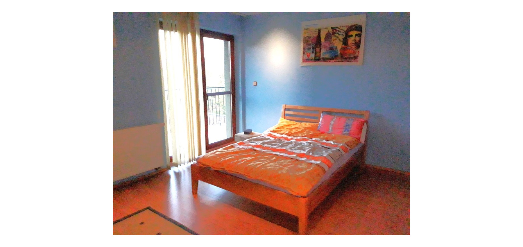 Rodinný dom v tichej lokalite s bazénom, garážou, kompletne zariadený