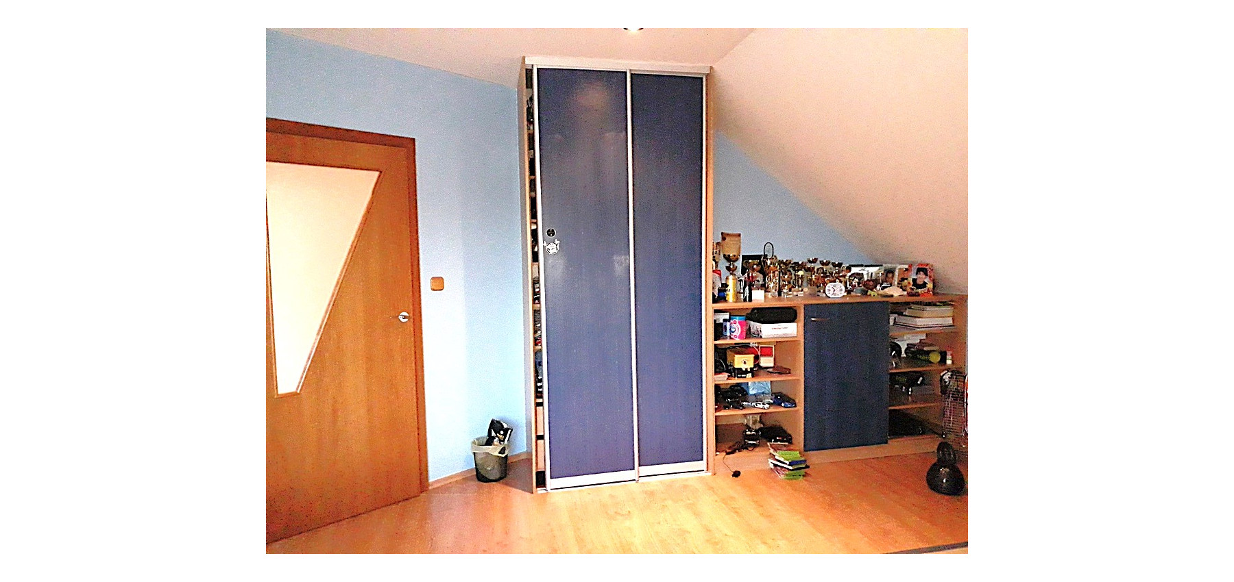 Rodinný dom v tichej lokalite s bazénom, garážou, kompletne zariadený