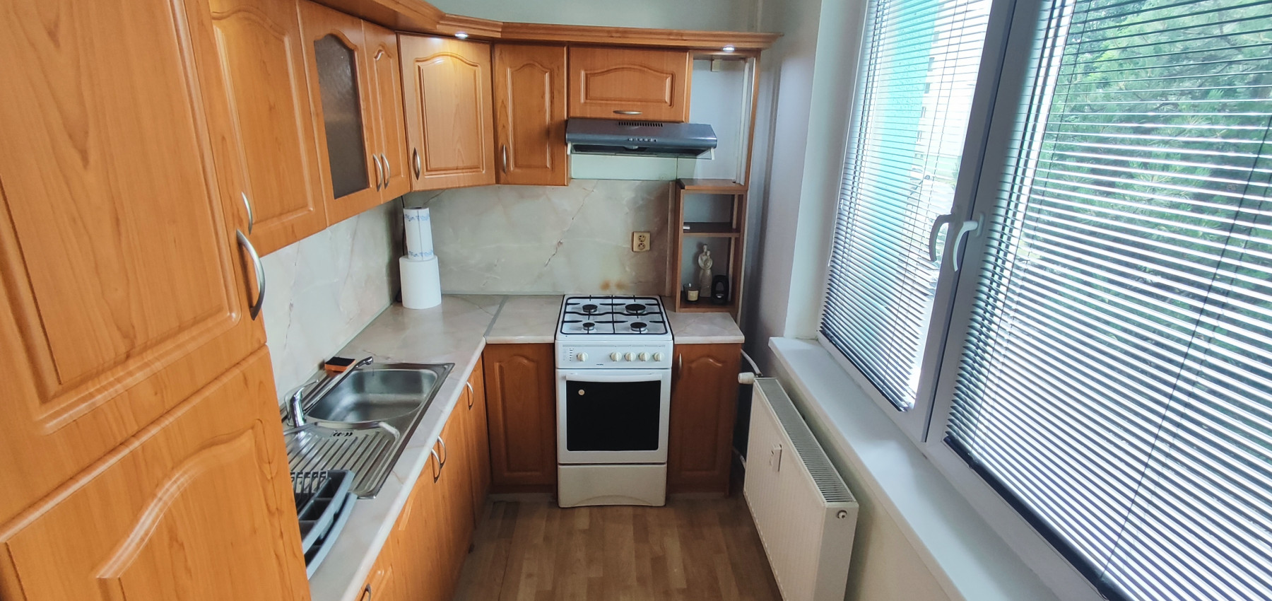 Voľný ihneď.... Vyhľadávaný 1 izbový byt s balkónom blízko centra