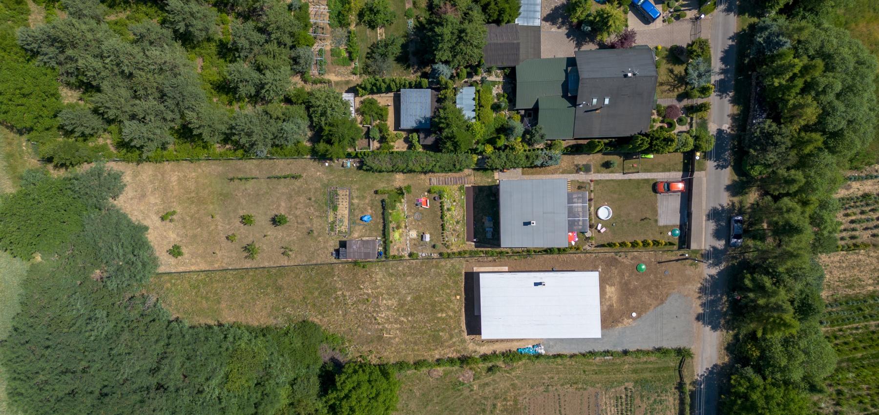 Bývajte do 2 mesiacov - zdravý tehlový 4 izbový dom Medzany, pozemok 589 m2