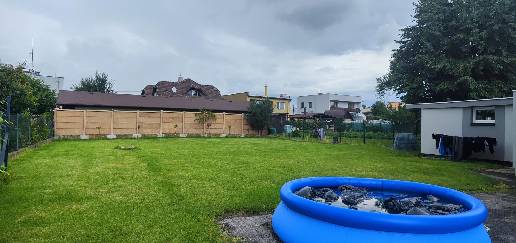 Lukratívne prenajatý investičný rodinný dom s dvomi bytmi Ľubotice, možnosť výstavby ďalšieho domu