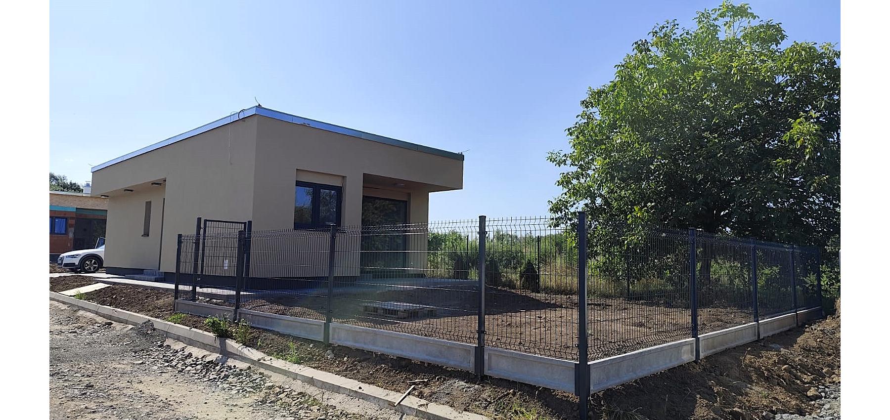 Prenajatý do 15.09.2026 ...... 3 izbový rodinný dom na dlhodobý prenájom, zariadený, 2x parkovacie miesto, záhradka