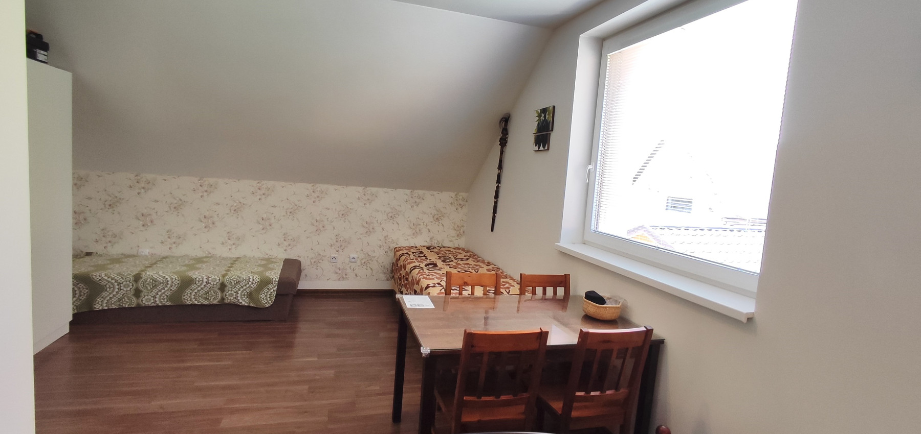 Perspektívny zariadený rodinný dom na bývanie aj prenájom, v skvelej lokalite a blízko električky Nová Lesná