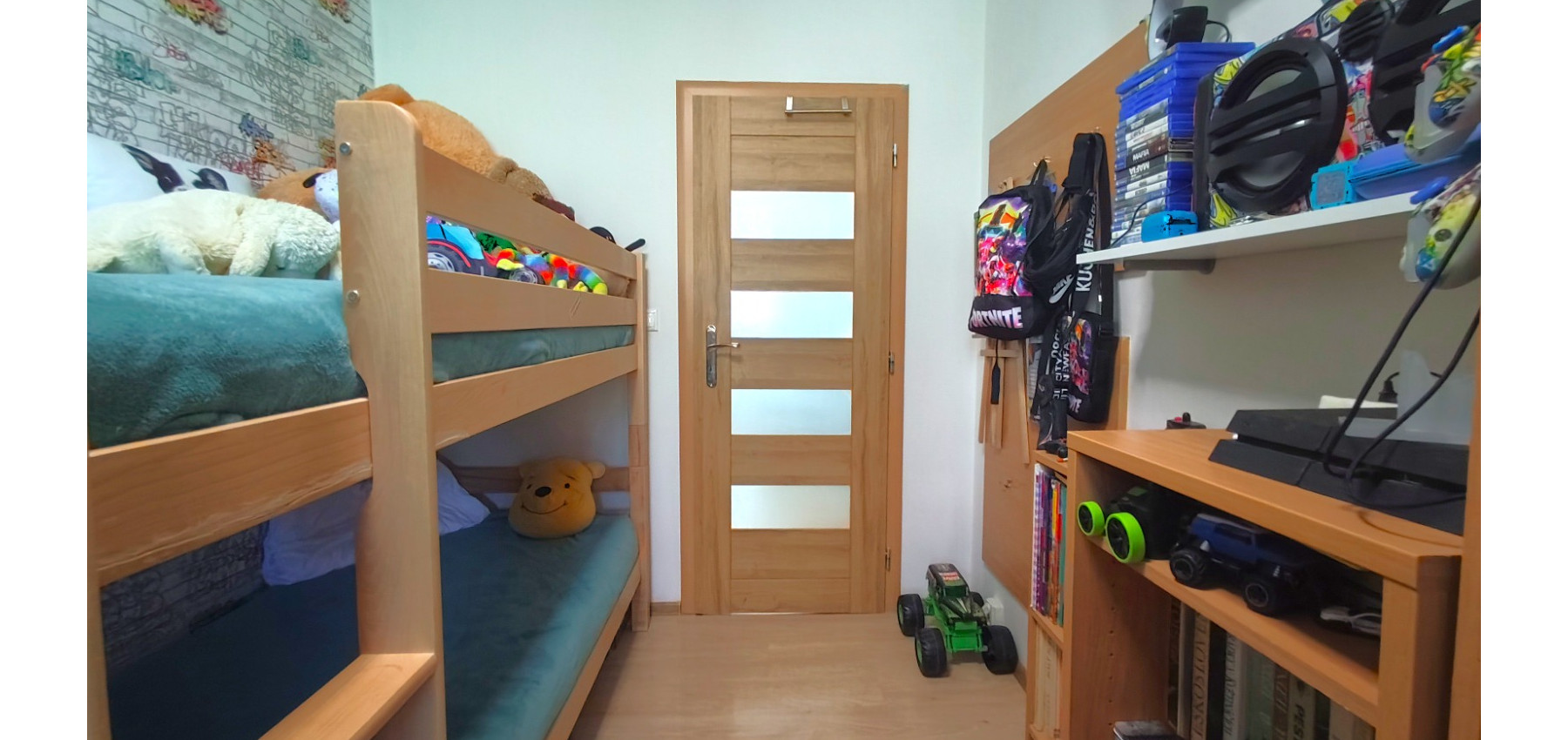 Dizajnovo prepracovaný lukratívny 4 izbový byt Sídlisko 3, klíma, loggia s tieniacimi fóliami