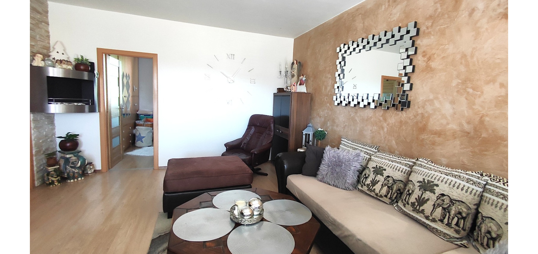 Dizajnovo prepracovaný lukratívny 4 izbový byt Sídlisko 3, klíma, loggia s tieniacimi fóliami