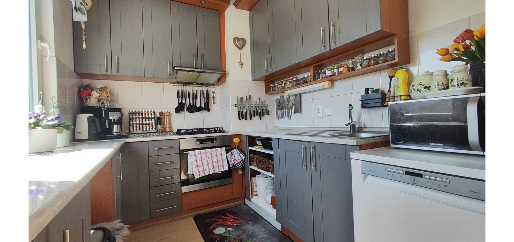 Dizajnovo prepracovaný lukratívny 4 izbový byt Sídlisko 3, klíma, loggia s tieniacimi fóliami