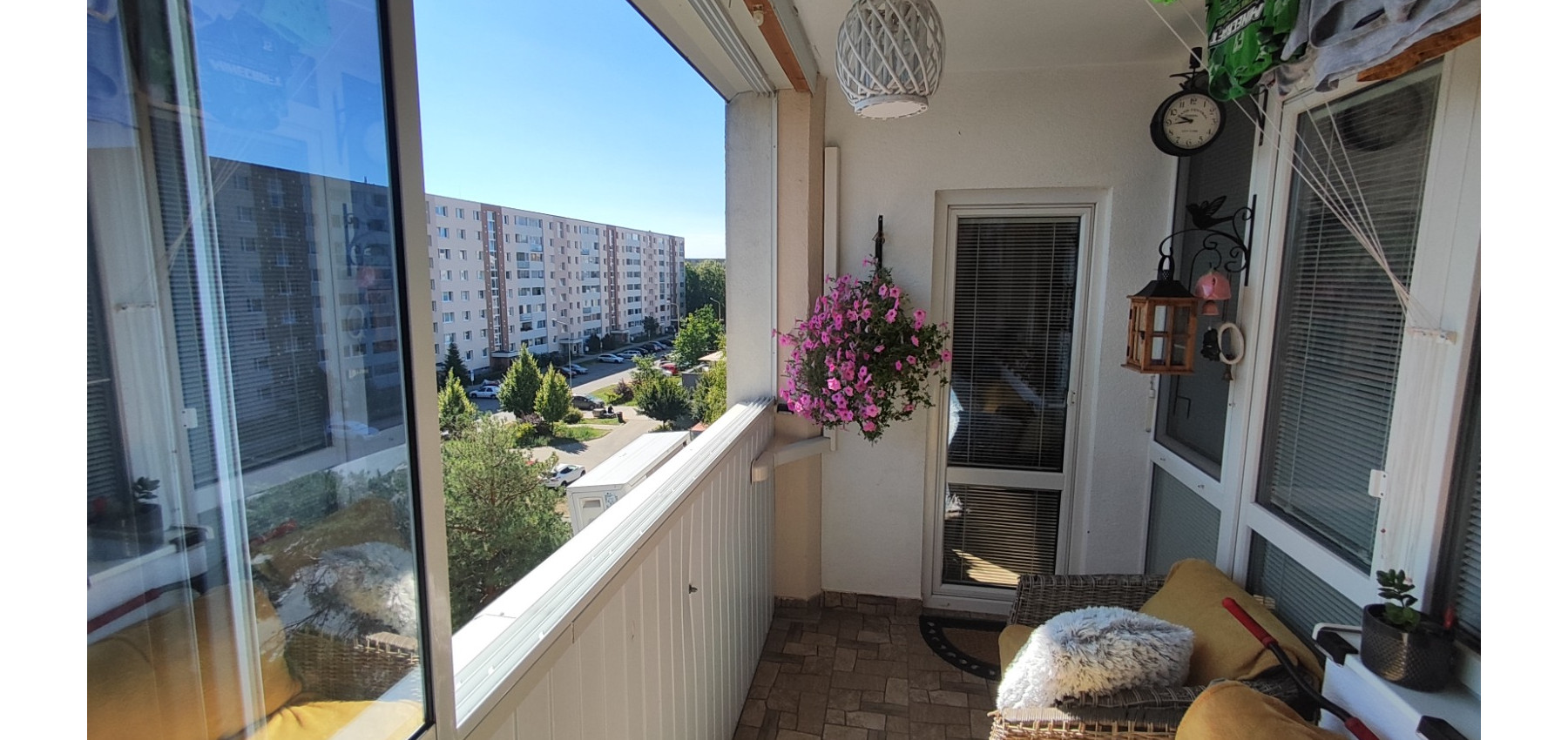 Dizajnovo prepracovaný lukratívny 4 izbový byt Sídlisko 3, klíma, loggia s tieniacimi fóliami