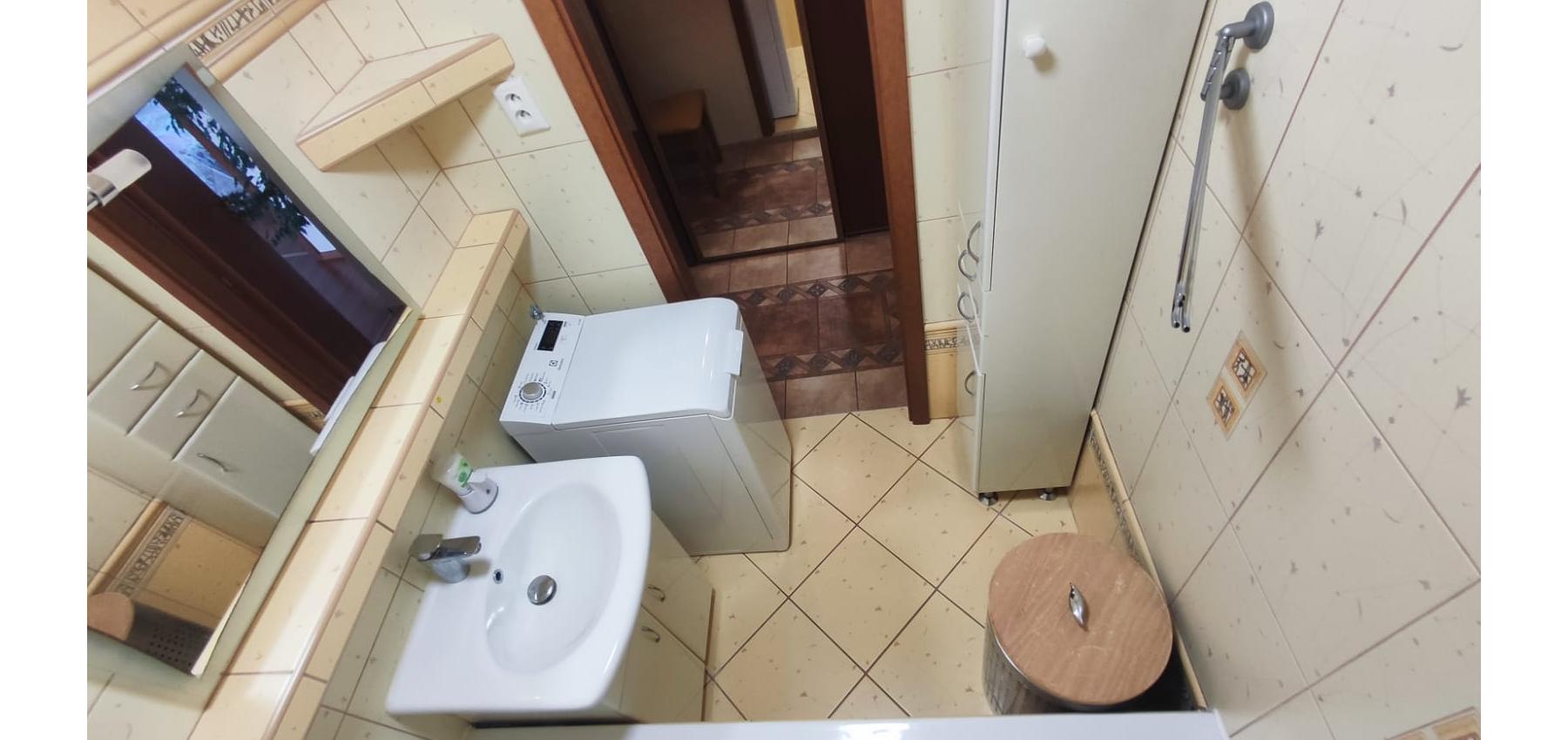 REZERVOVANÝ ... 3 izbový byt so skvelým výhľadom Tomášikova ulica, zrekonštruovaný, s klimatizáciou