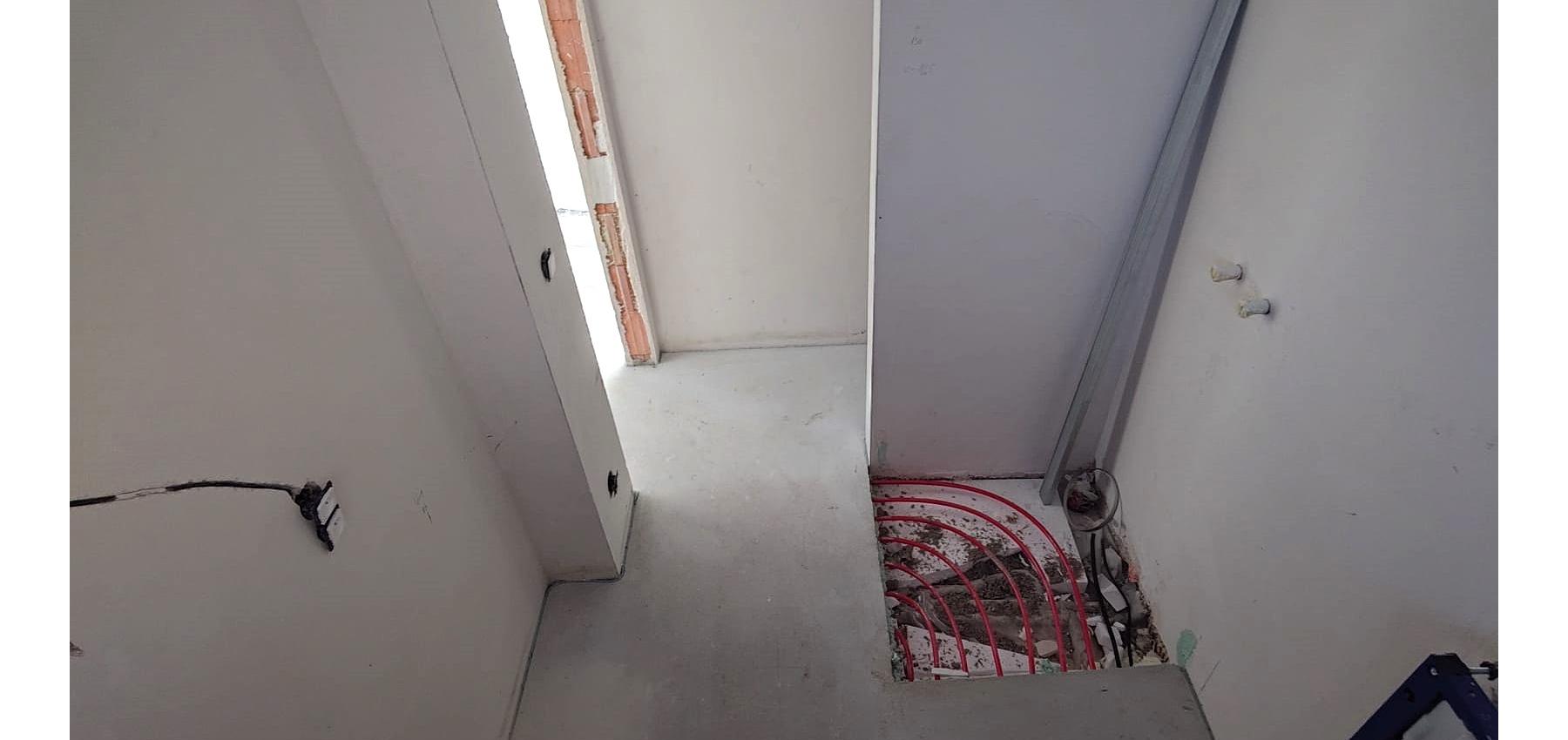 Bývajte do 2 mesiacov - zdravý tehlový 4 izbový dom Medzany, pozemok 589 m2