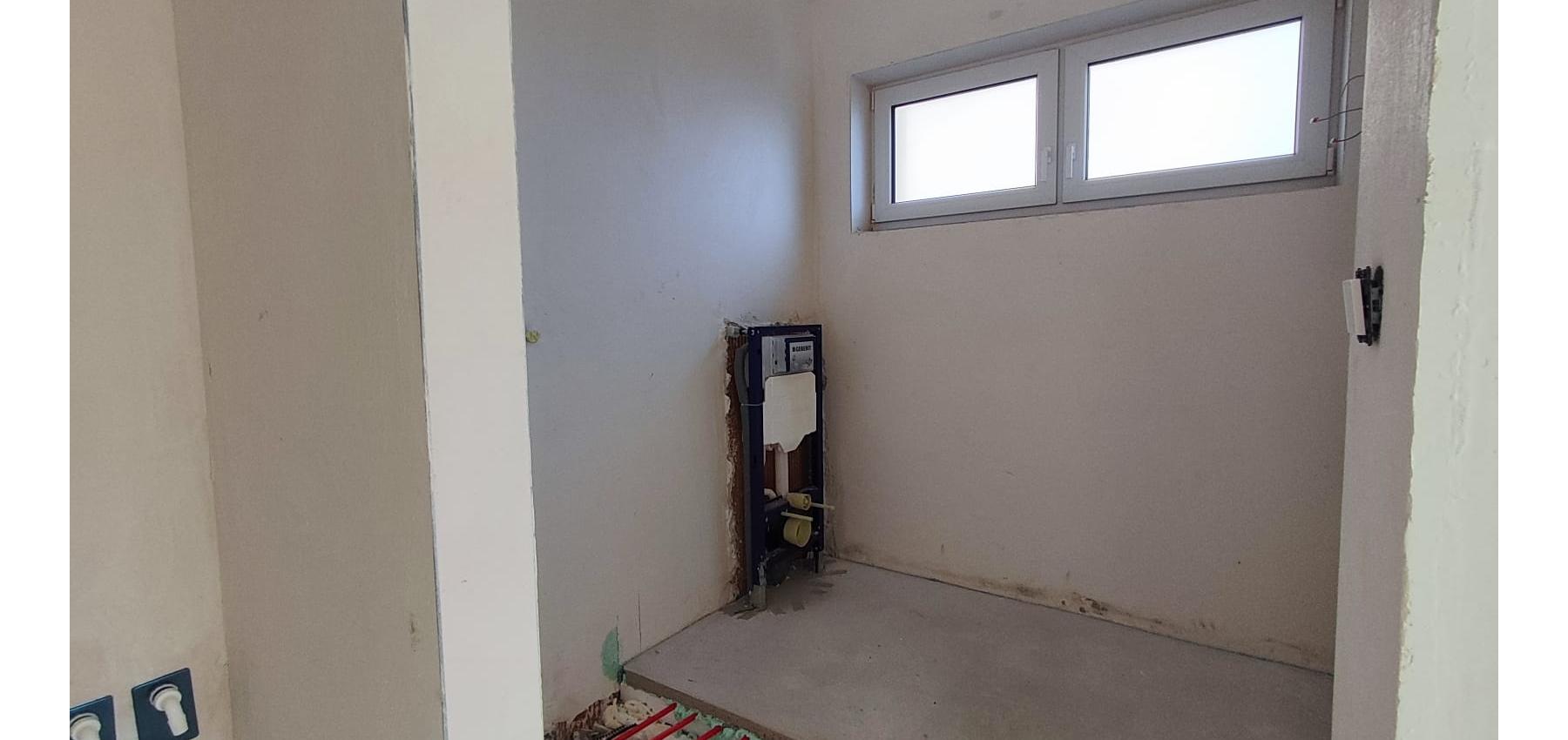 Bývajte do 2 mesiacov - zdravý tehlový 4 izbový dom Medzany, pozemok 589 m2