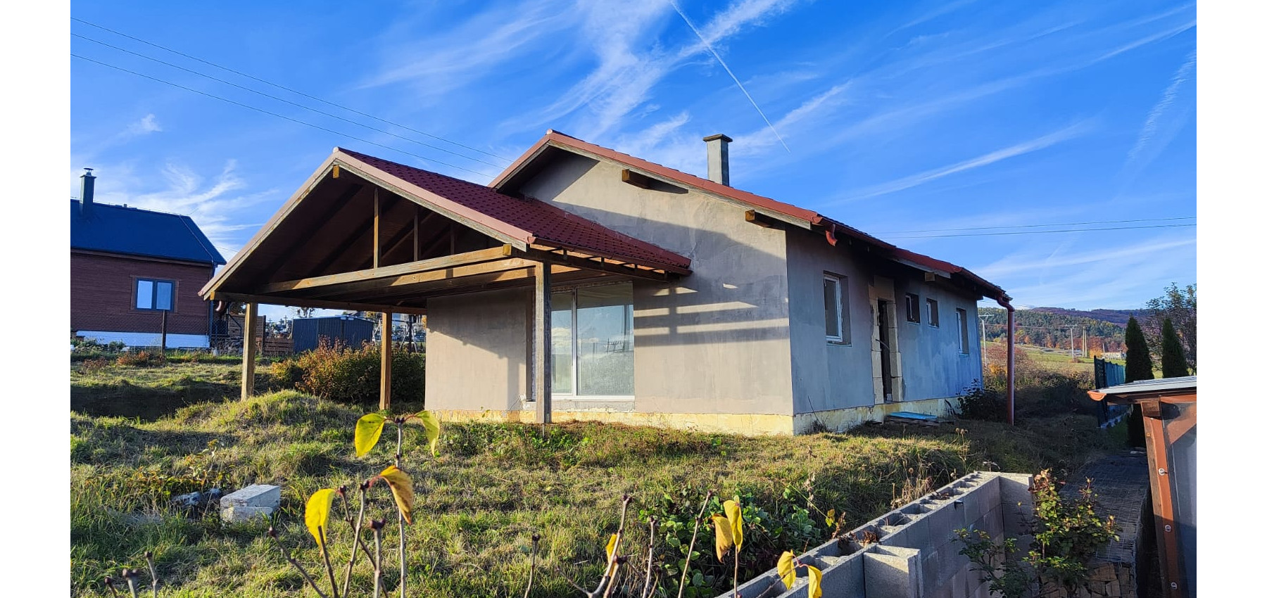 5 izbový rodinný holodom na veľkorysom pozemku 1050 m2 v obci Podhorany